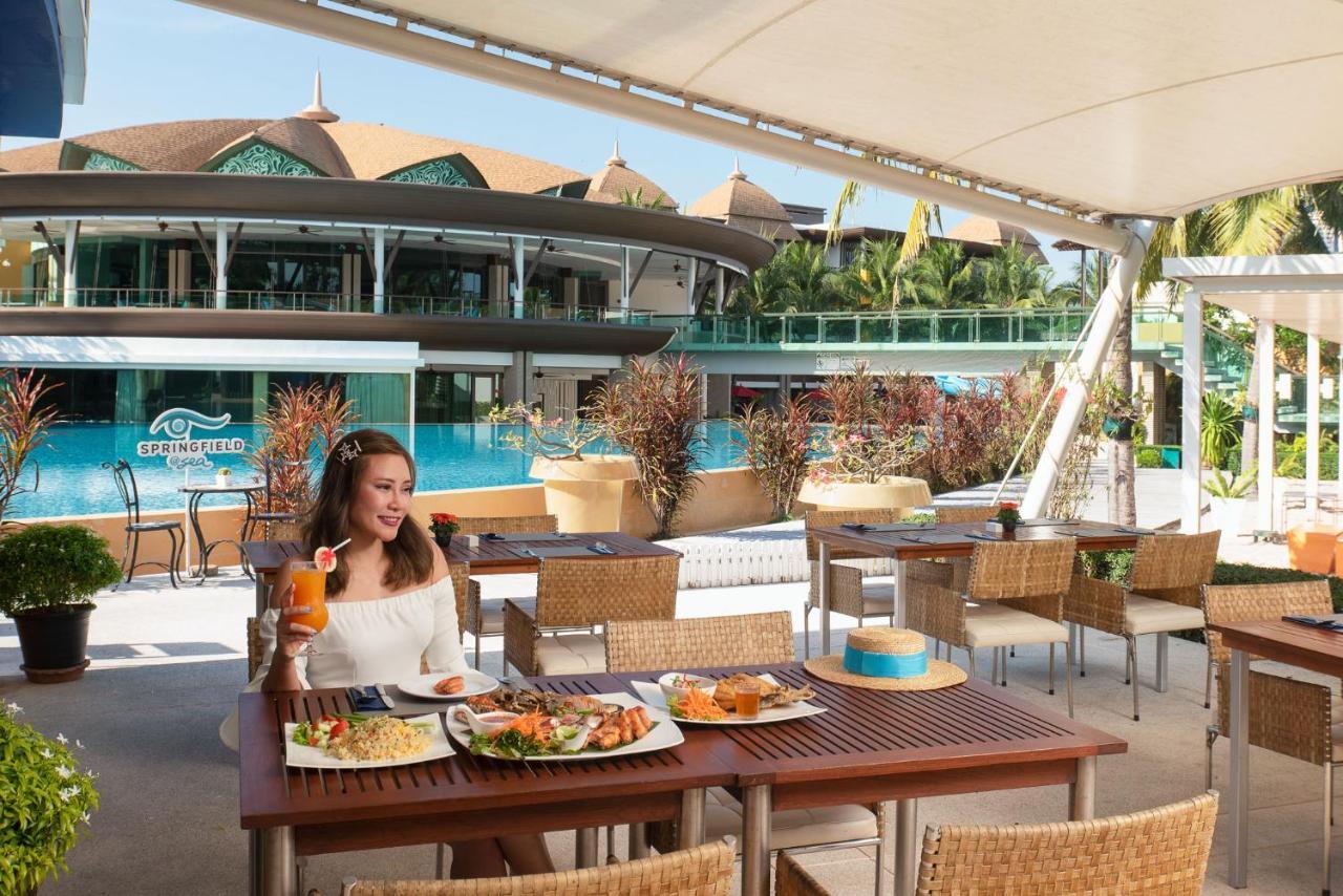 Resort Springfield @sea &